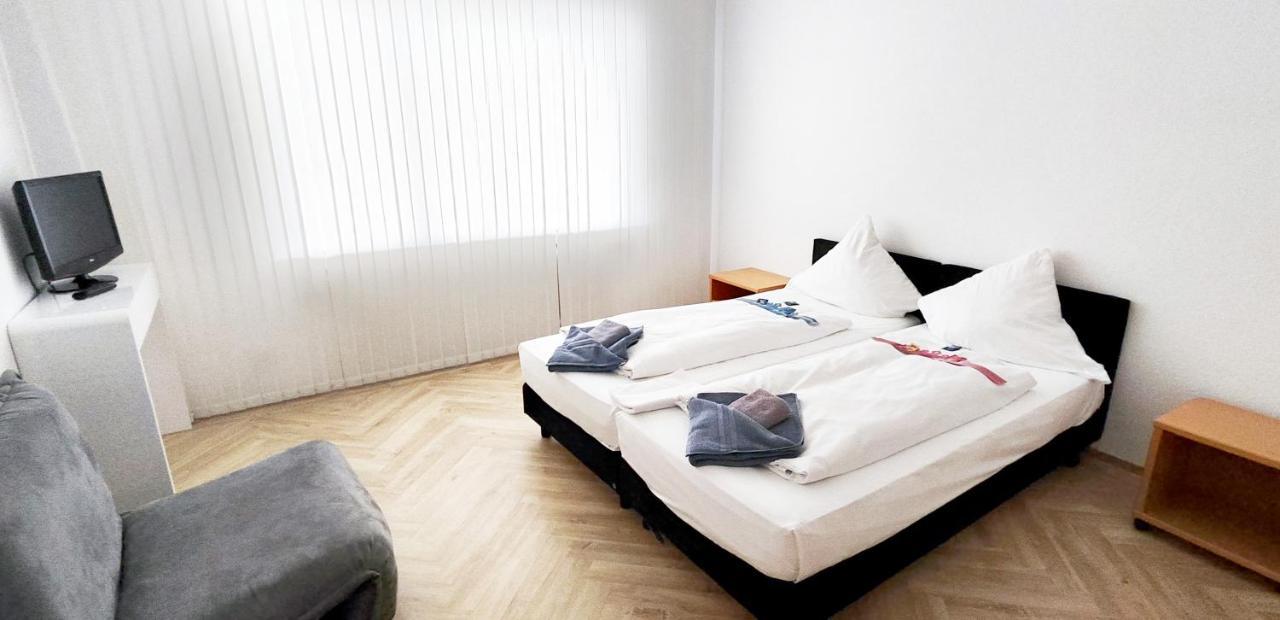 Hotel Hellers Twenty Four II -24H-Check-In- Фридрихсхафен Экстерьер фото