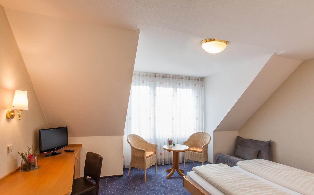 Hotel Hellers Twenty Four II -24H-Check-In- Фридрихсхафен Экстерьер фото
