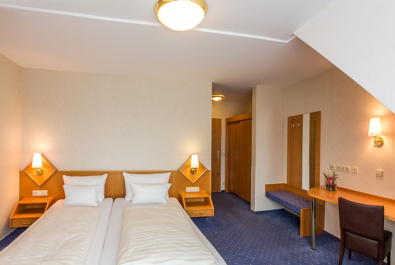 Hotel Hellers Twenty Four II -24H-Check-In- Фридрихсхафен Экстерьер фото